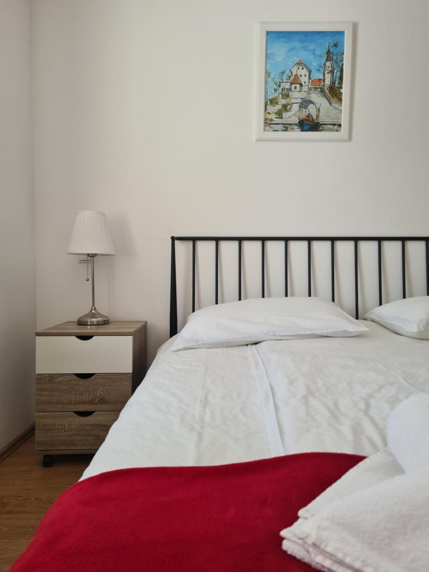 Grom Ribno Apartments Bled Bilik gambar